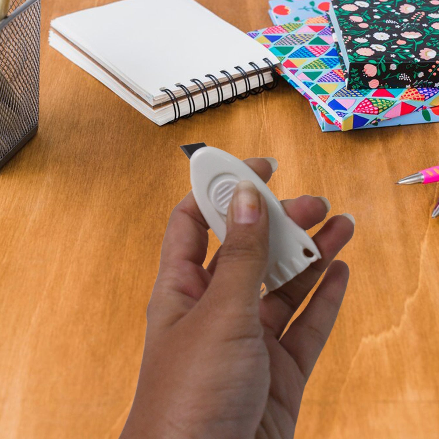 Mini Cloud Cutter Portable Safe Box Opener Multiple Uses (1 Pc) Mini Cloud Cutter Portable Safe Box Opener Multiple Uses (1 Pc)